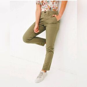 Fatface Devon chino size 4 good condition, flat front, pockets